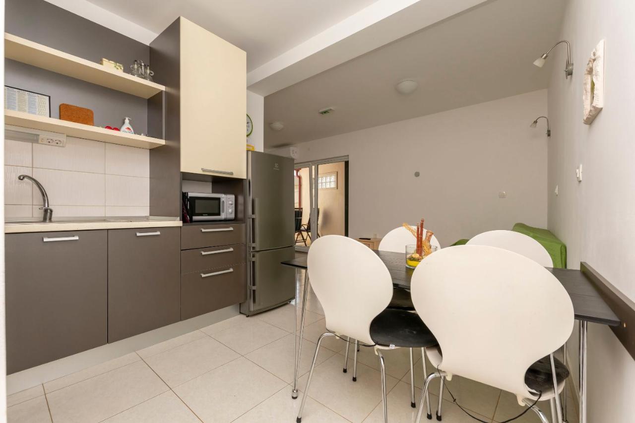 Apartments Djani Mimice Exterior photo