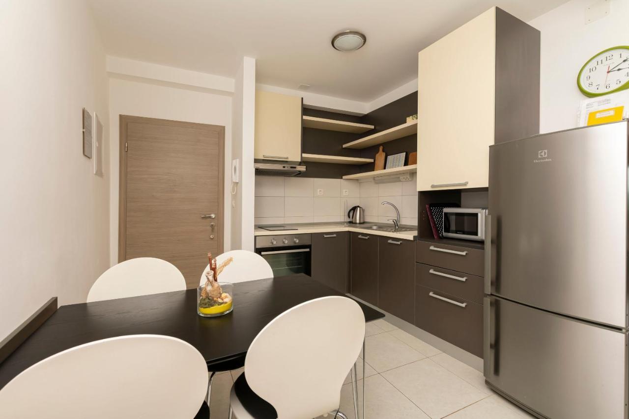 Apartments Djani Mimice Exterior photo